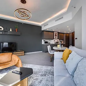 The Torch, Marina Appartement