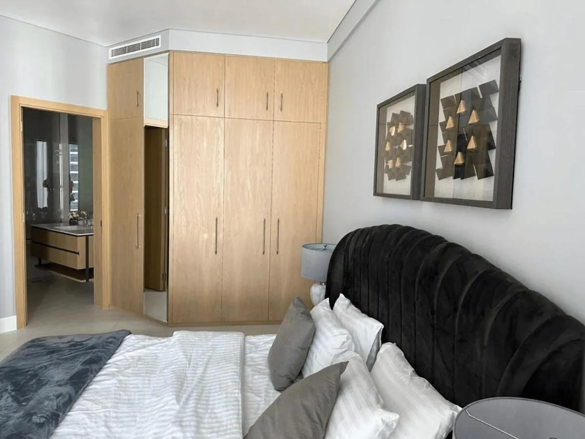 Luxurious 2 Bhk Plus Maid Duplex In Sls Business Bay Dubai United Arab Emirates