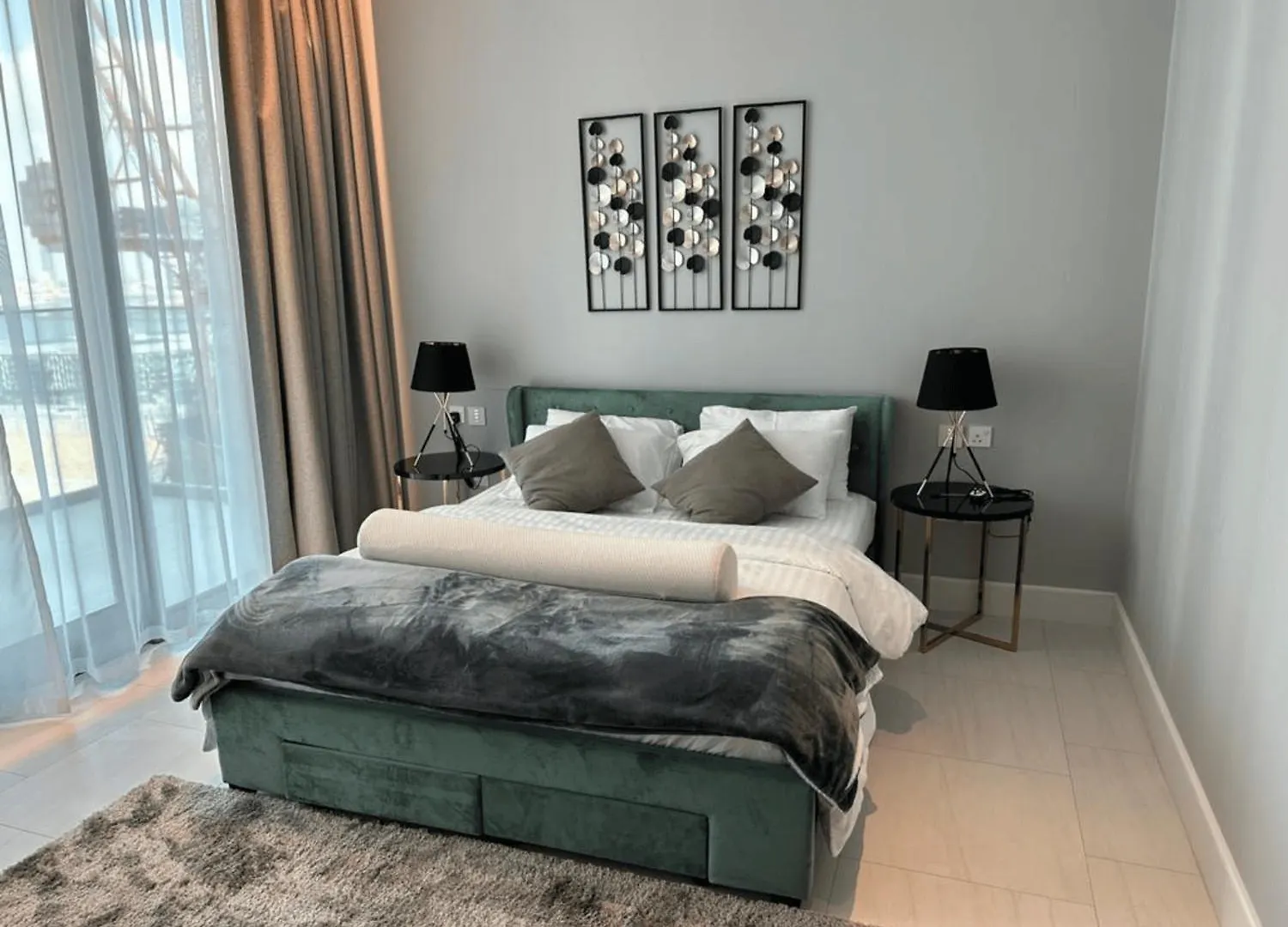 Luxurious 2 Bhk Plus Maid Duplex In Sls Business Bay Dubai Apartment