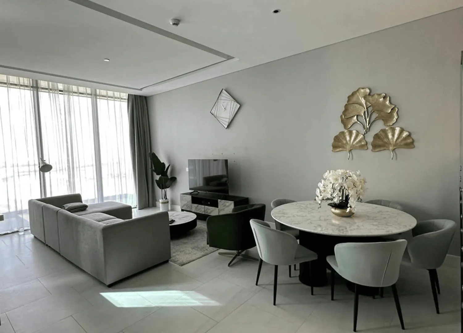 Luxurious 2 Bhk Plus Maid Duplex In Sls Business Bay Dubai