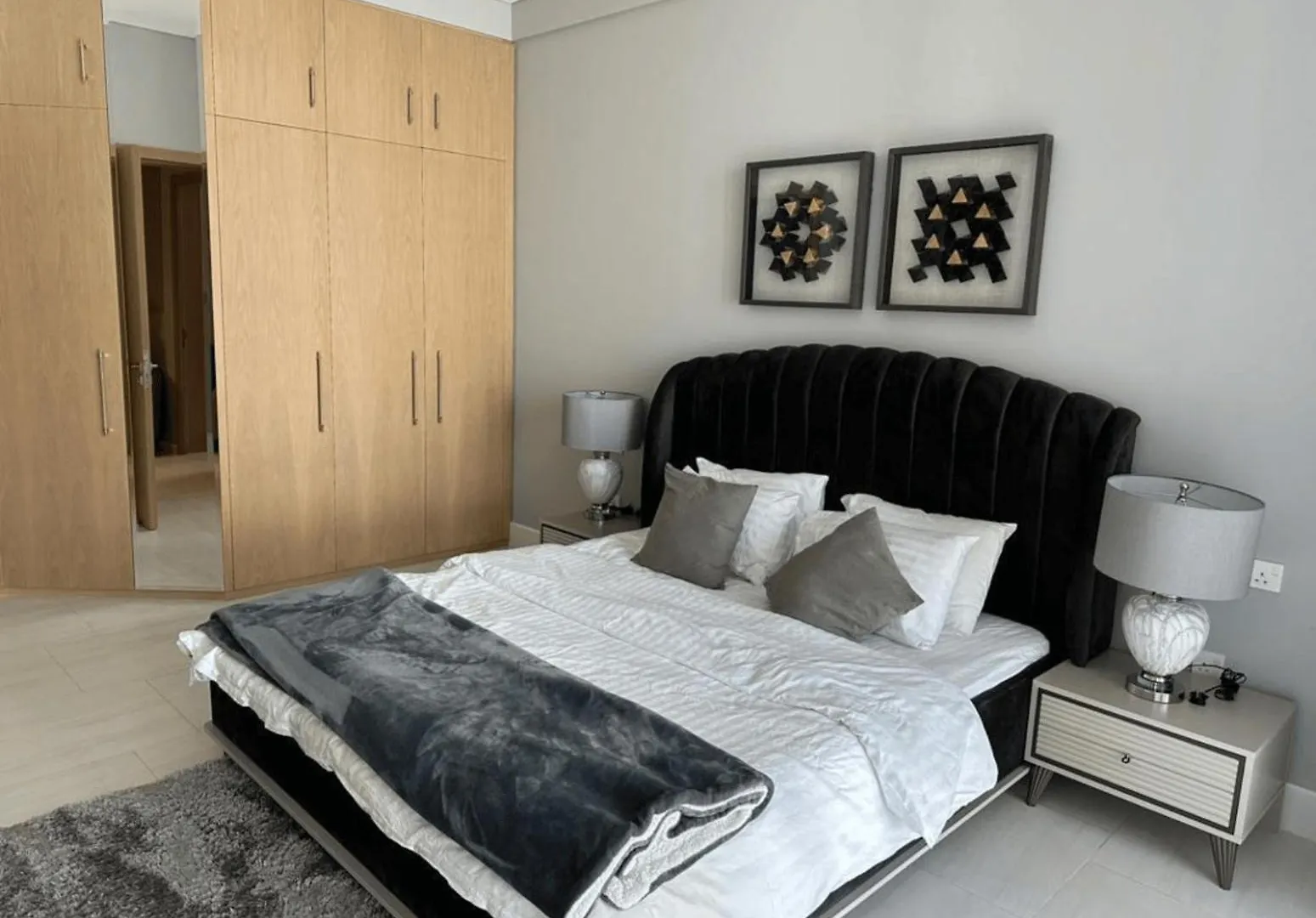 Luxurious 2 Bhk Plus Maid Duplex In Sls Business Bay Dubai